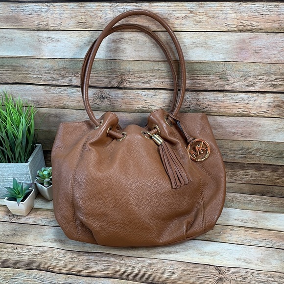 Michael Kors Shoulder Bag Purse Handbag Designer Bag - Picture 16 of 16